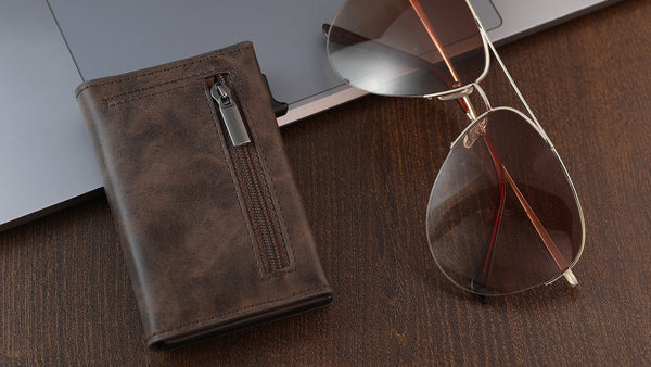Carbon, Aluminium oder Leder: Welches Wallet-Material ist das beste? - DARAKO